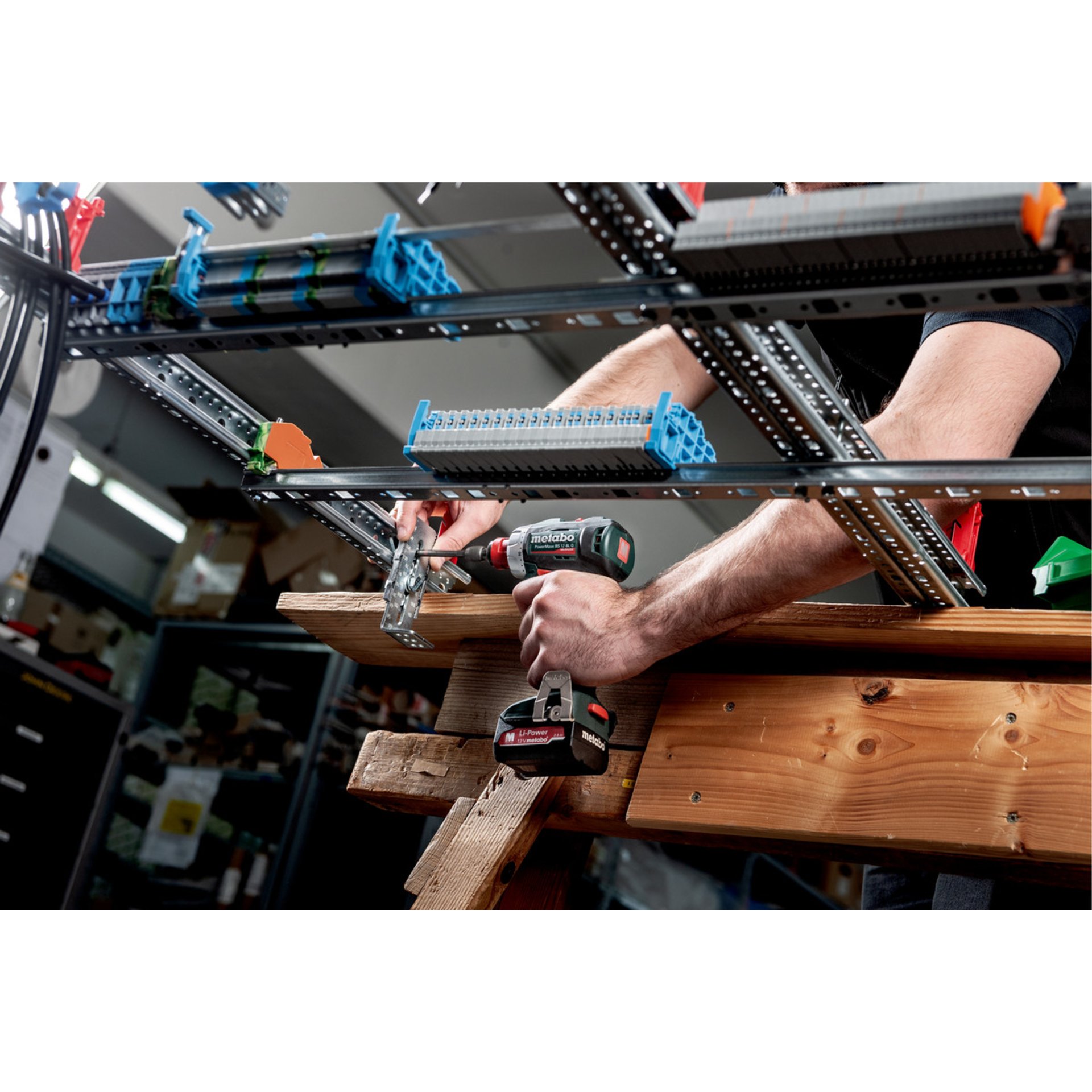 Drinnen, Innenarchitektur, Gerät, Elektrische Bohrmaschine, Werkzeug
