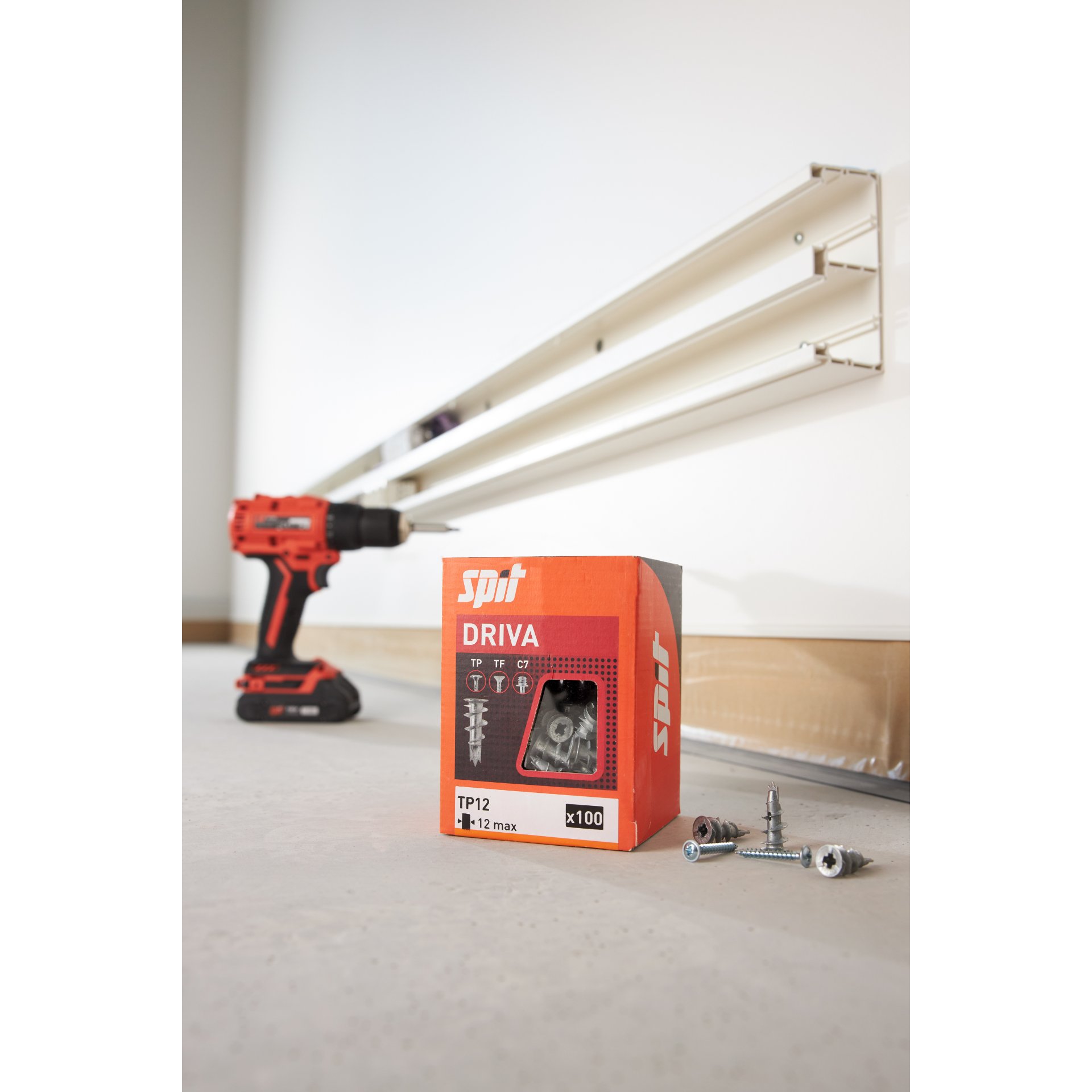 Gerät, Elektrische Bohrmaschine, Werkzeug