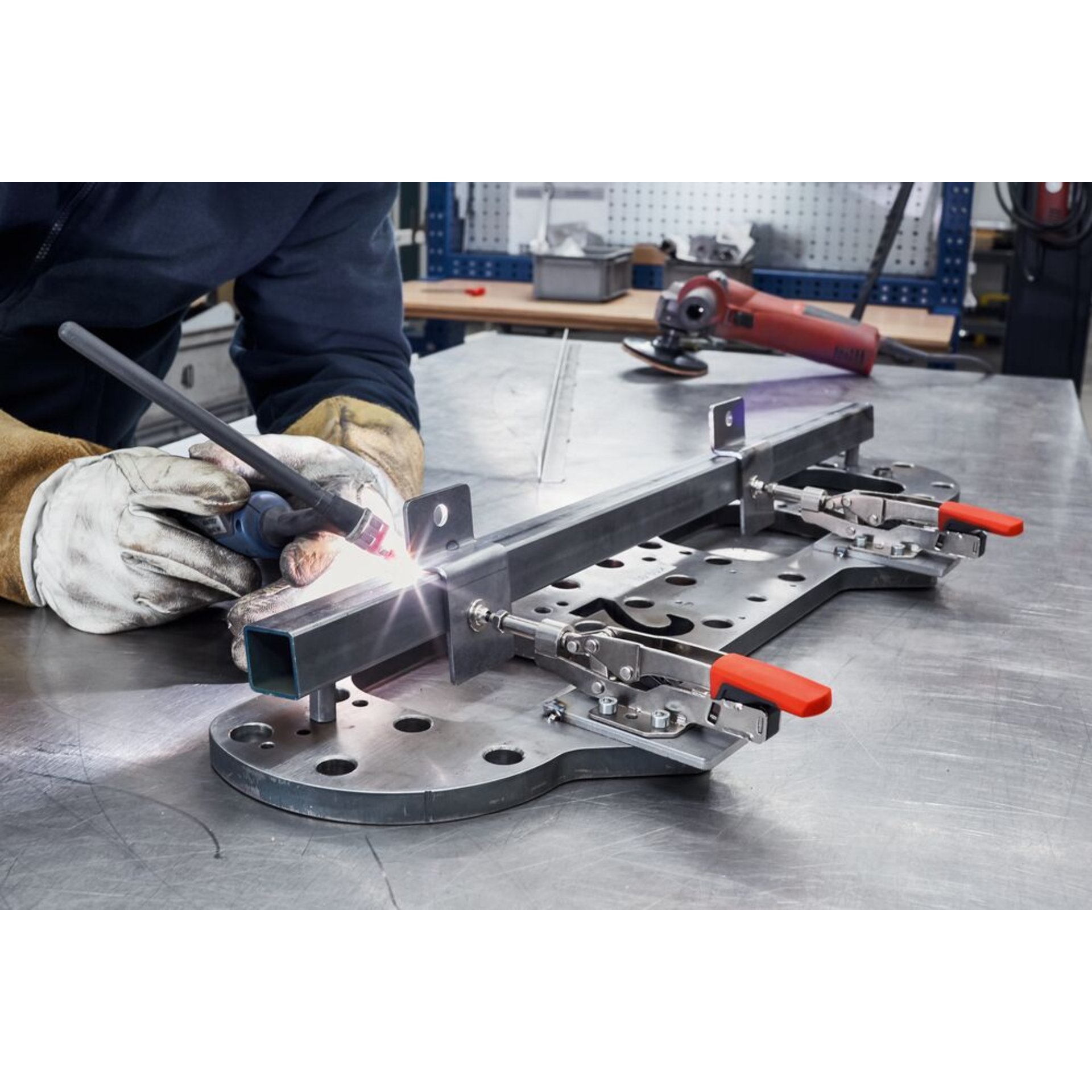 Bekleidung, Handschuh, Metallbearbeitung, Person