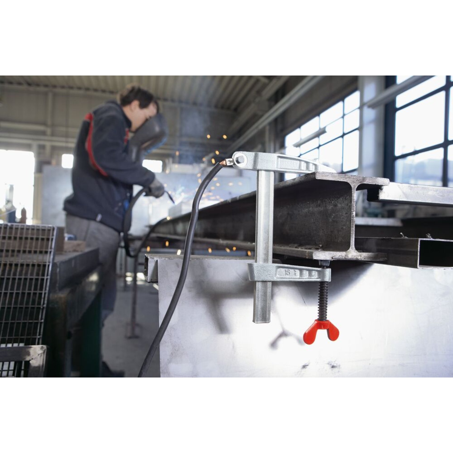 Bekleidung, Handschuh, Person, Fabrik, E-Scooter