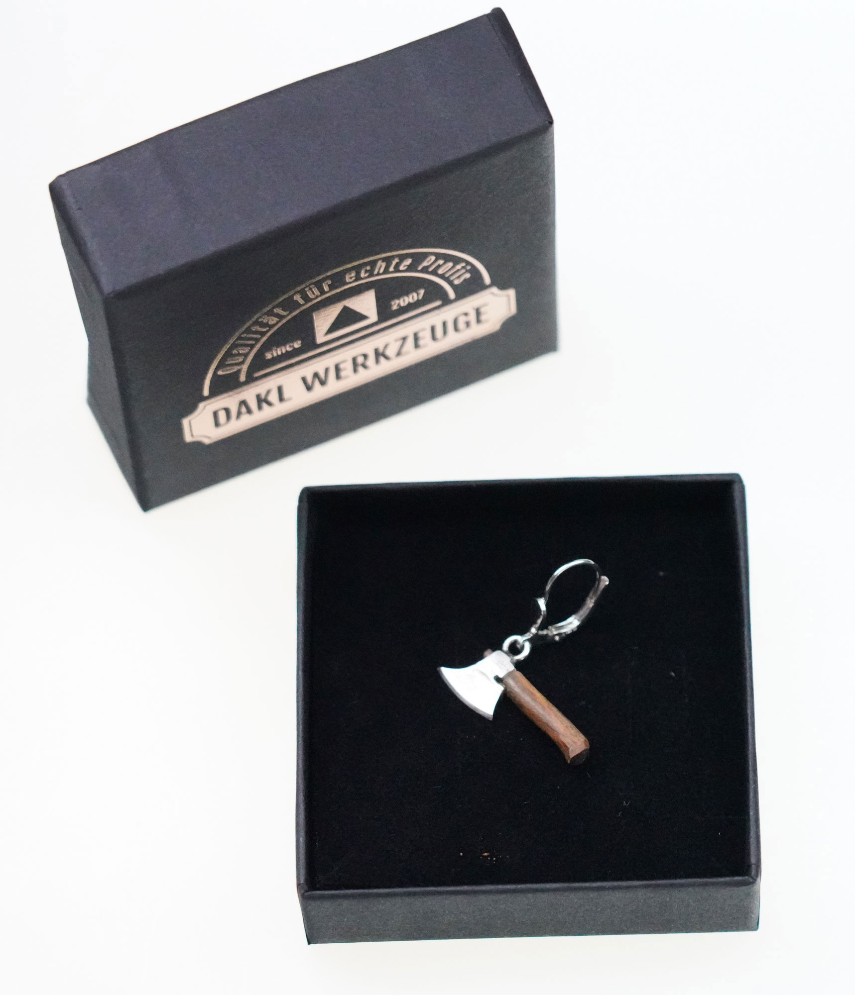 beil-brisurUPa4JF16lEut8 Zimmermann Ohrring massiv Beil, Sterlingsilber und Echtholz mit Brisur