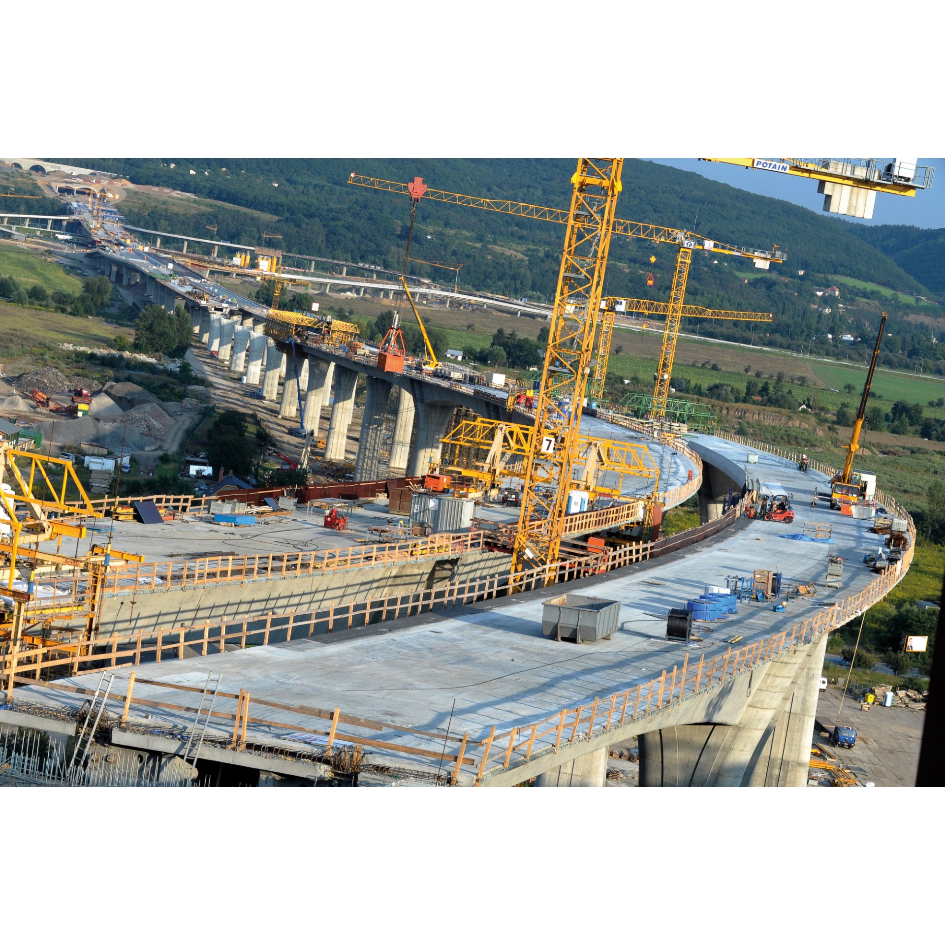 Baugewerbe, Baukran, Straße, Draußen