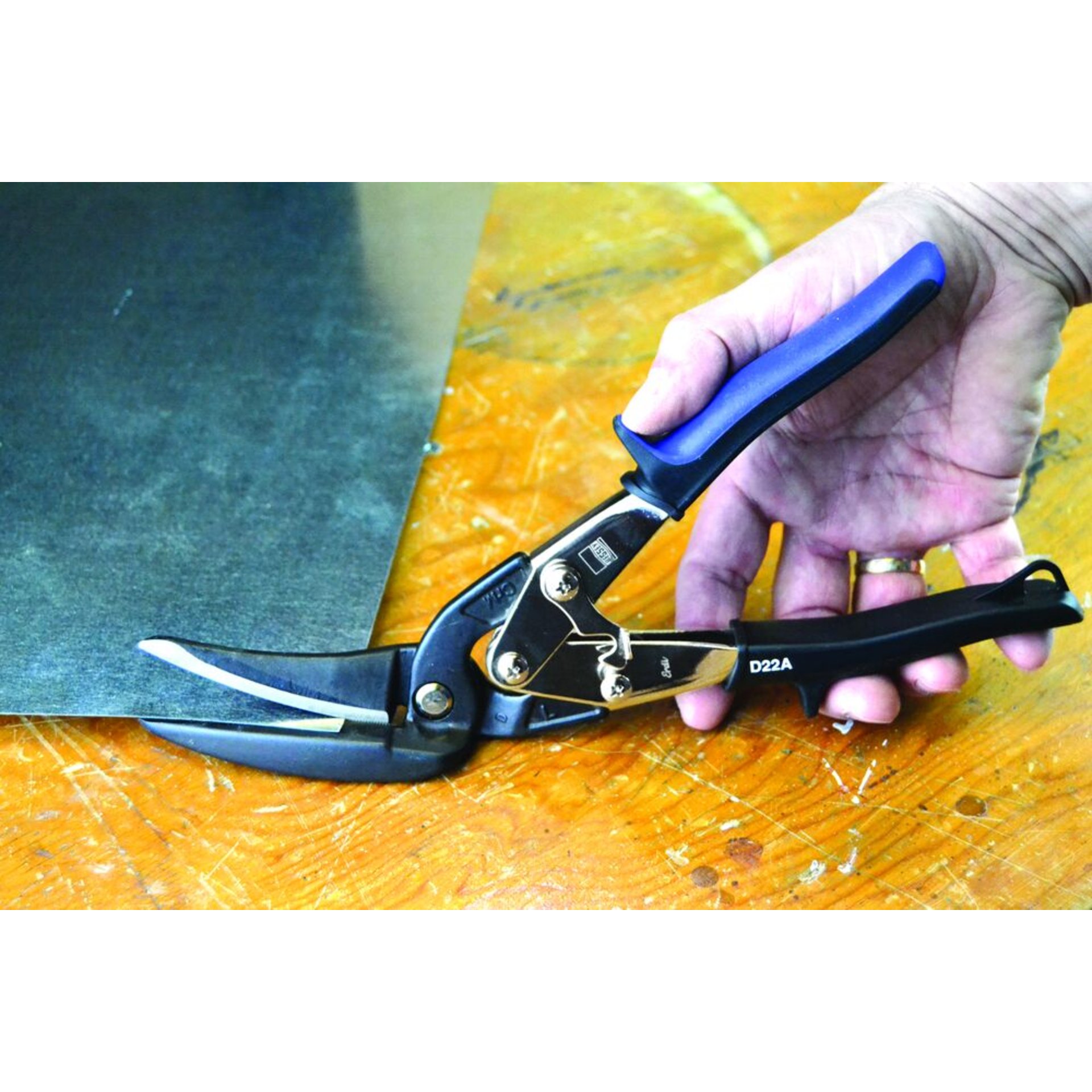 Schere, Klinge, Waffe