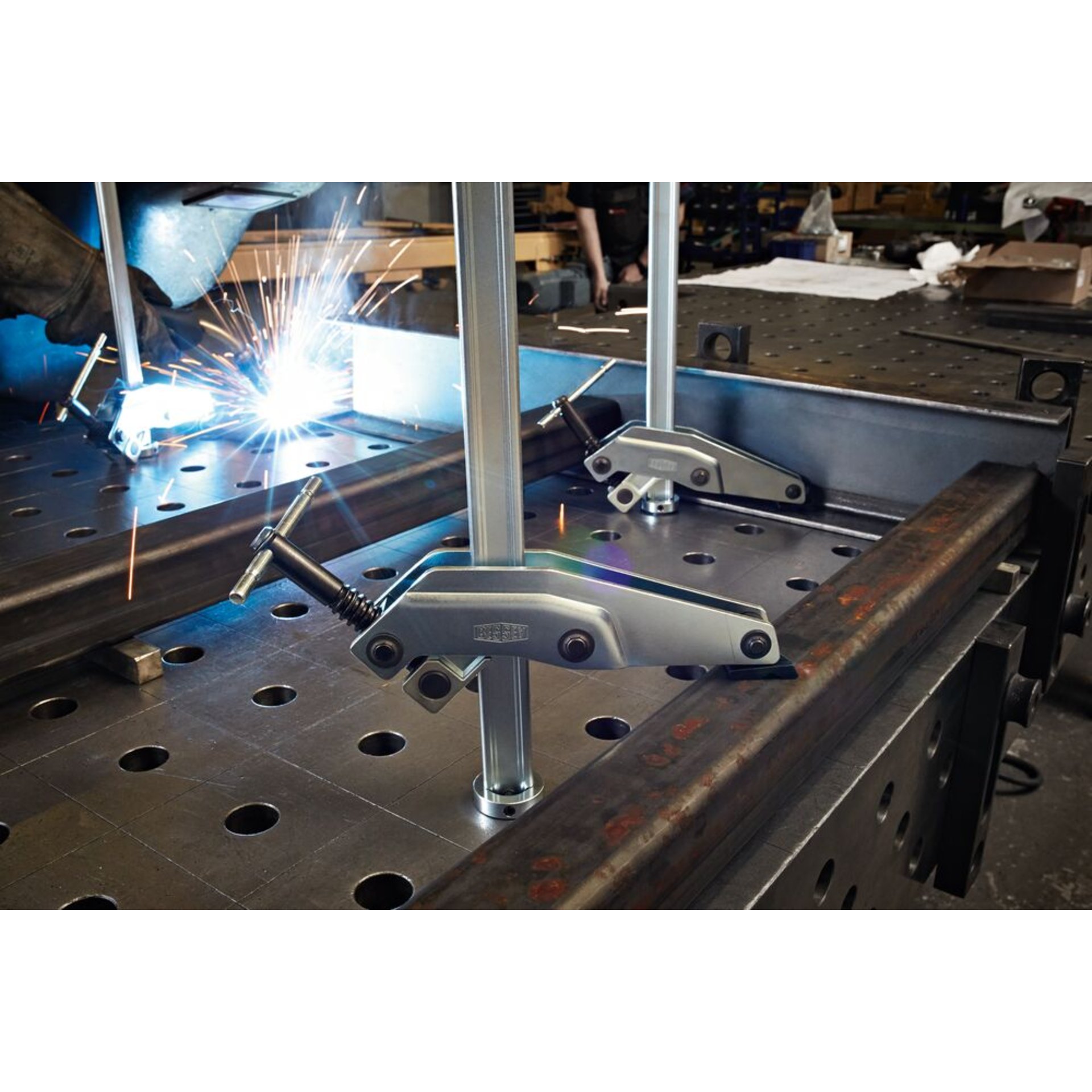 Person, Metallbearbeitung